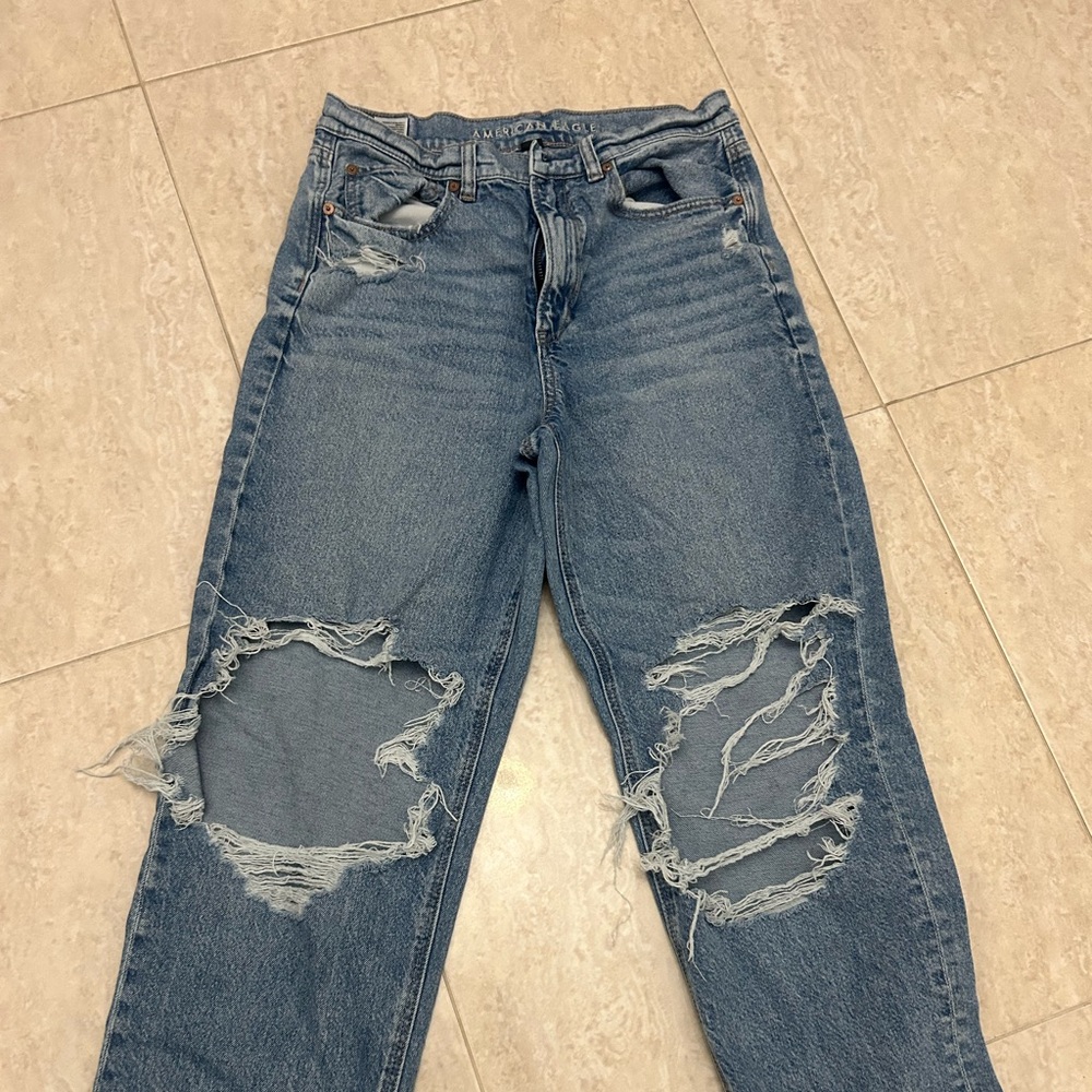 AMERICAN EAGLE 🦅 JEANS SIZE 8 SHORT